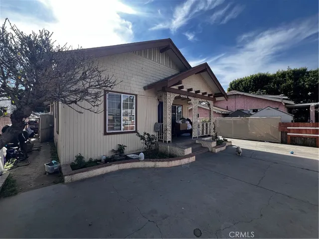 $688,000 | 910 East 19th Street, Long Beach, CA 90806