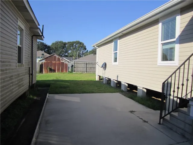 $1,600 | 618 Chalmette Street, Harvey, LA 70058