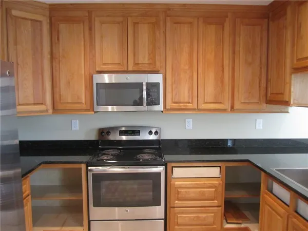 $1,600 | 618 Chalmette Street, Harvey, LA 70058