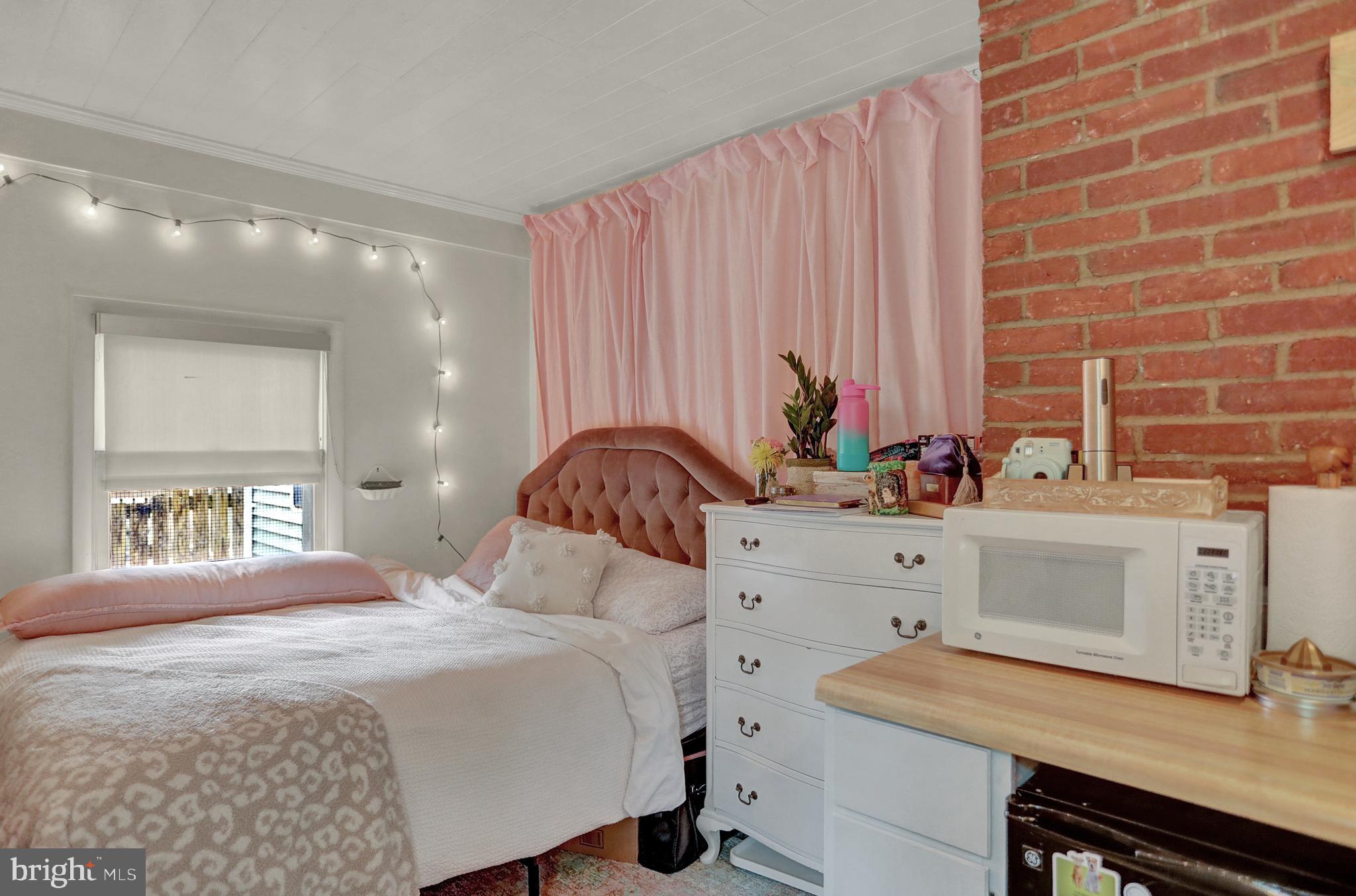 226 West Timonium Road Lutherville-Timonium, MD 21093 - Photo 13 of 56 Studio on the first level
