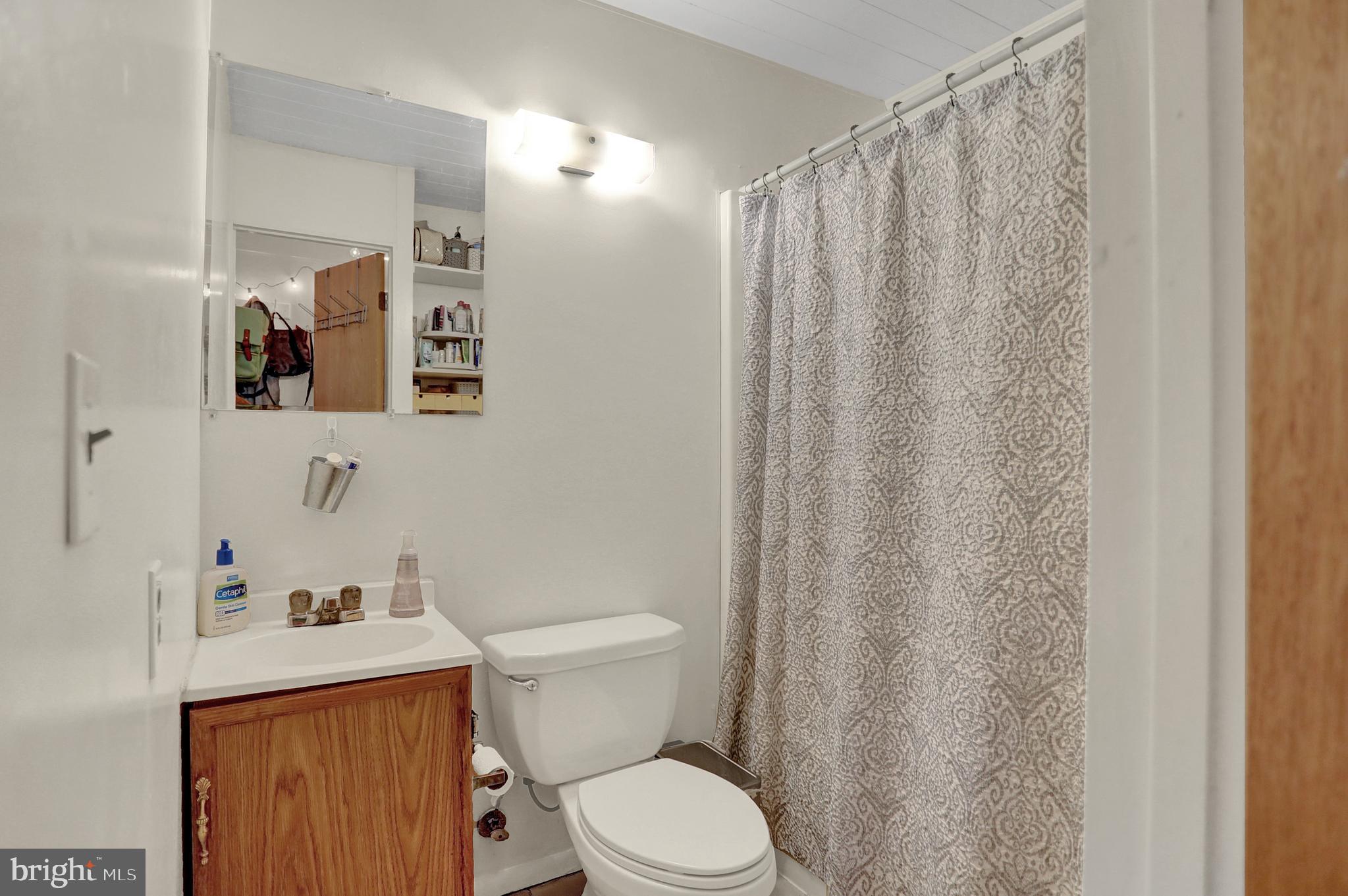 226 West Timonium Road Lutherville-Timonium, MD 21093 - Photo 15 of 56 Studio Full Bath