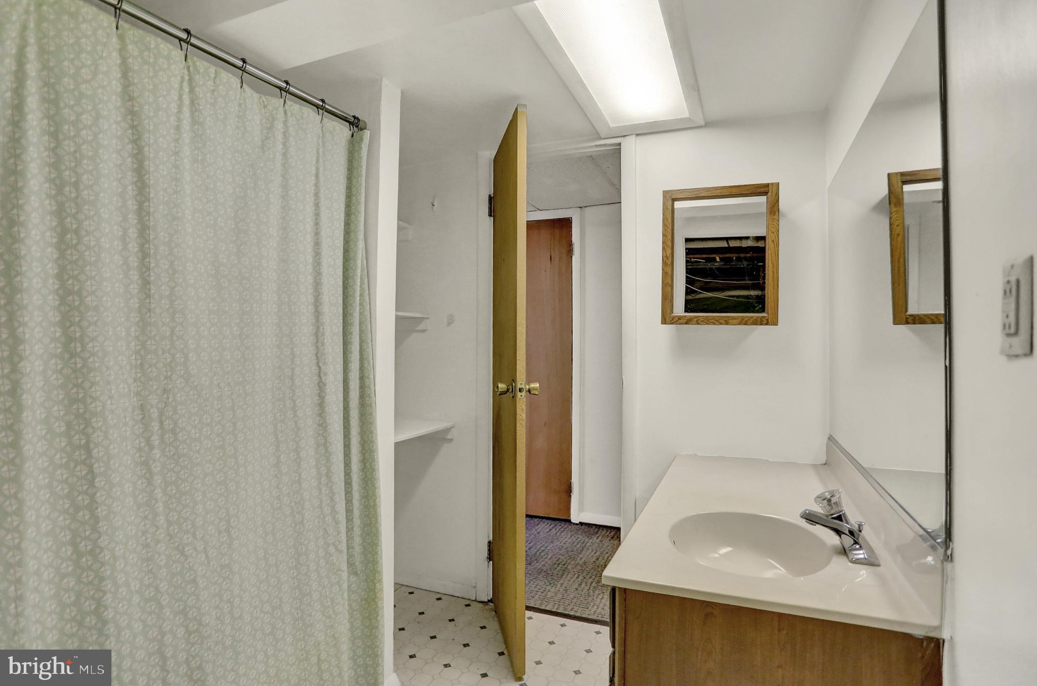 226 West Timonium Road Lutherville-Timonium, MD 21093 - Photo 33 of 56 Lower Level Apt/In-Law Suite Full Bathroom