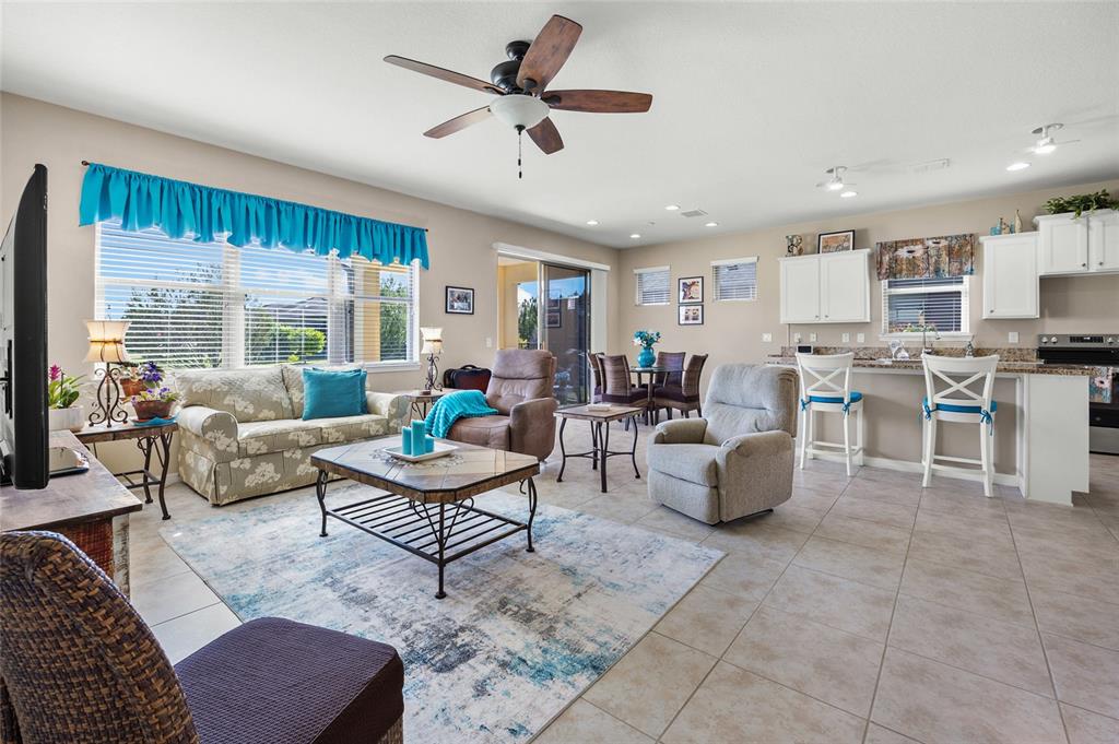 10074 Southwest 77th Loop Ocala, FL 34481 - Photo 4 of 48 Gallery Image 4