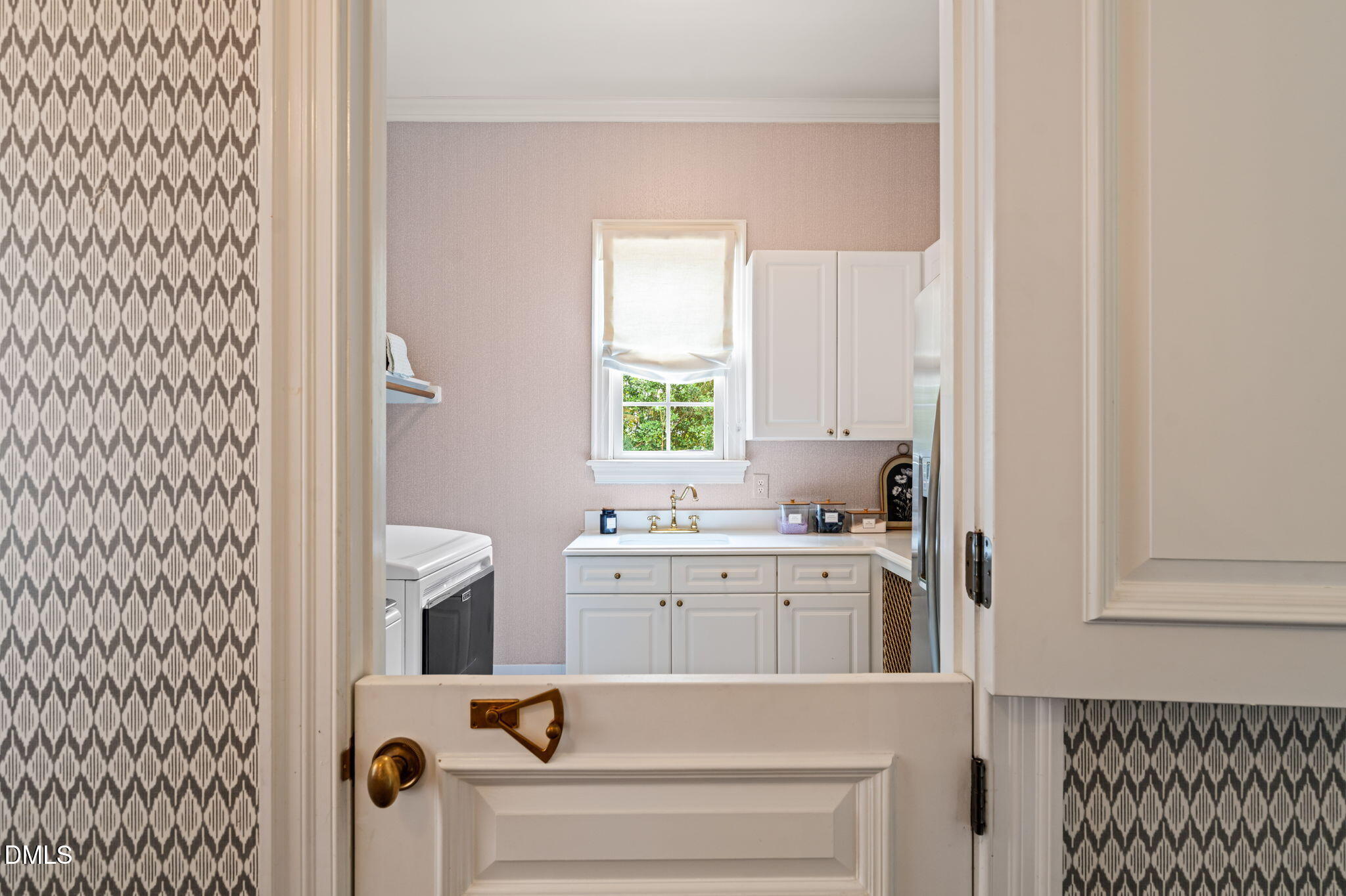 1530 Brooks Avenue Raleigh, NC 27607 - Photo 28 of 61 27-web-or-mls-untitled-35