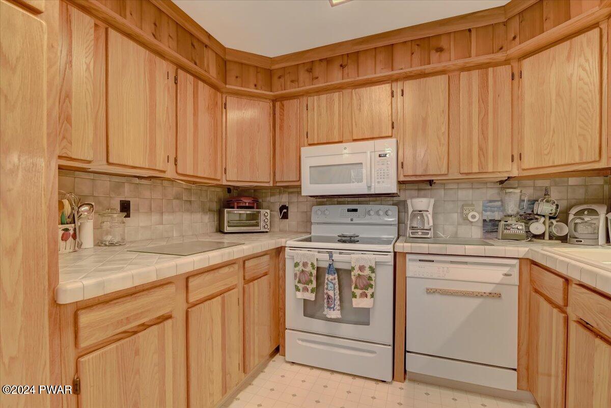 115 Deerfield Road Lake Ariel, PA 18436 - Photo 16 of 64