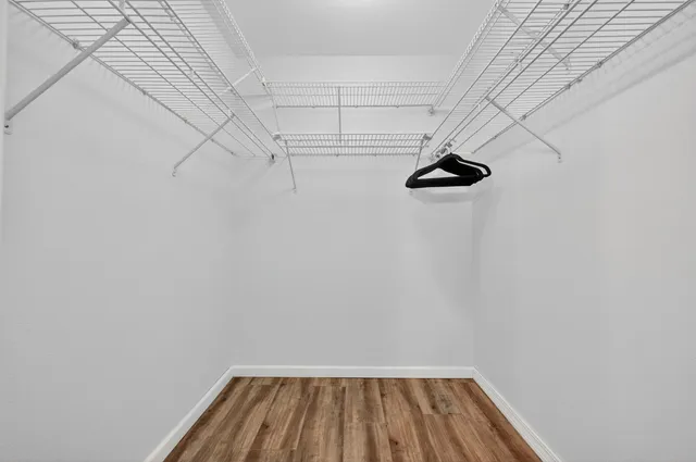 $425,000 | 2833 Via Roma Court, Gulf Breeze, FL 32563