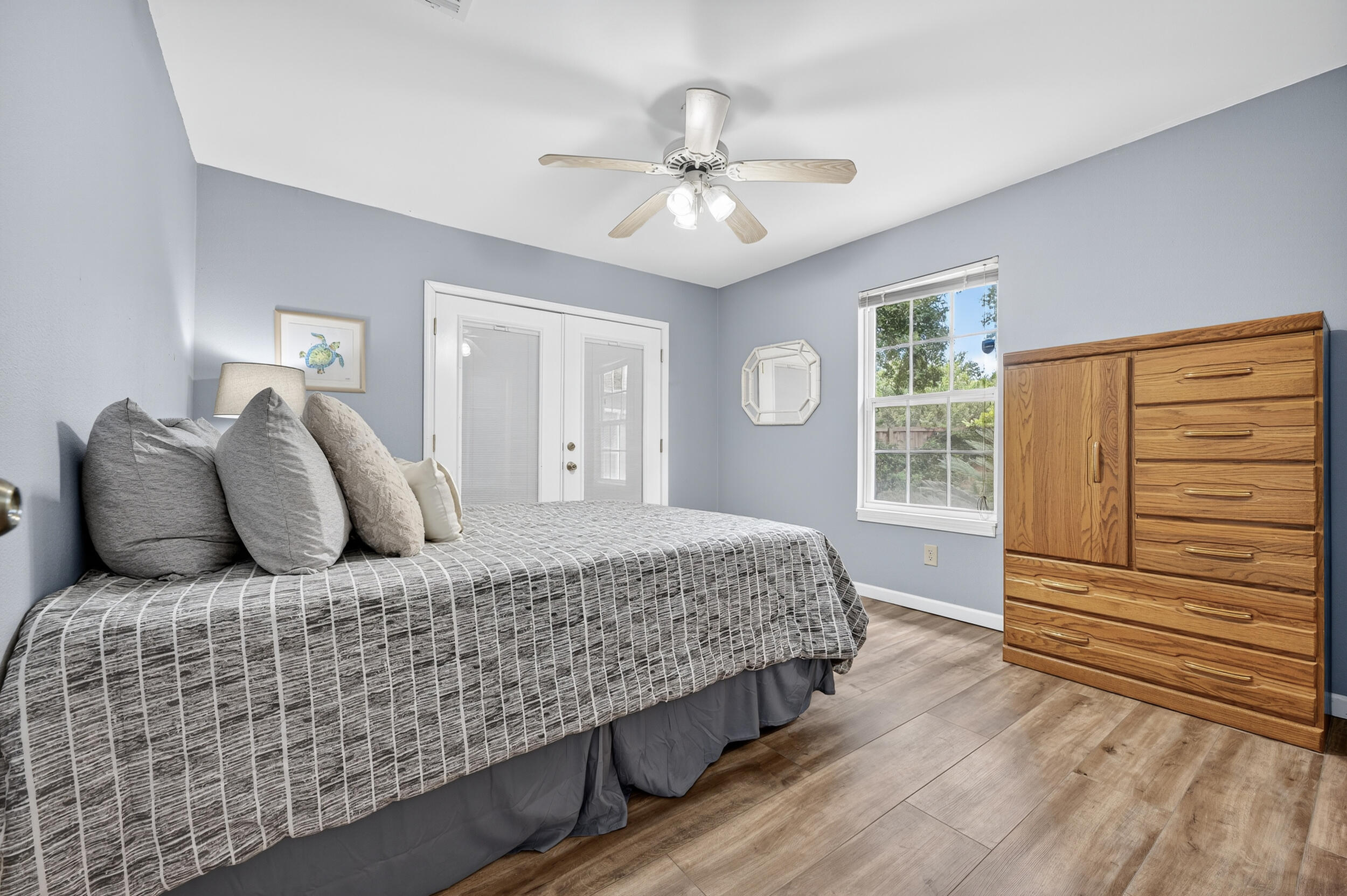 2833 Via Roma Court Gulf Breeze, FL 32563 - Photo 16 of 34 2833 via roma ct-gulf breeze-50