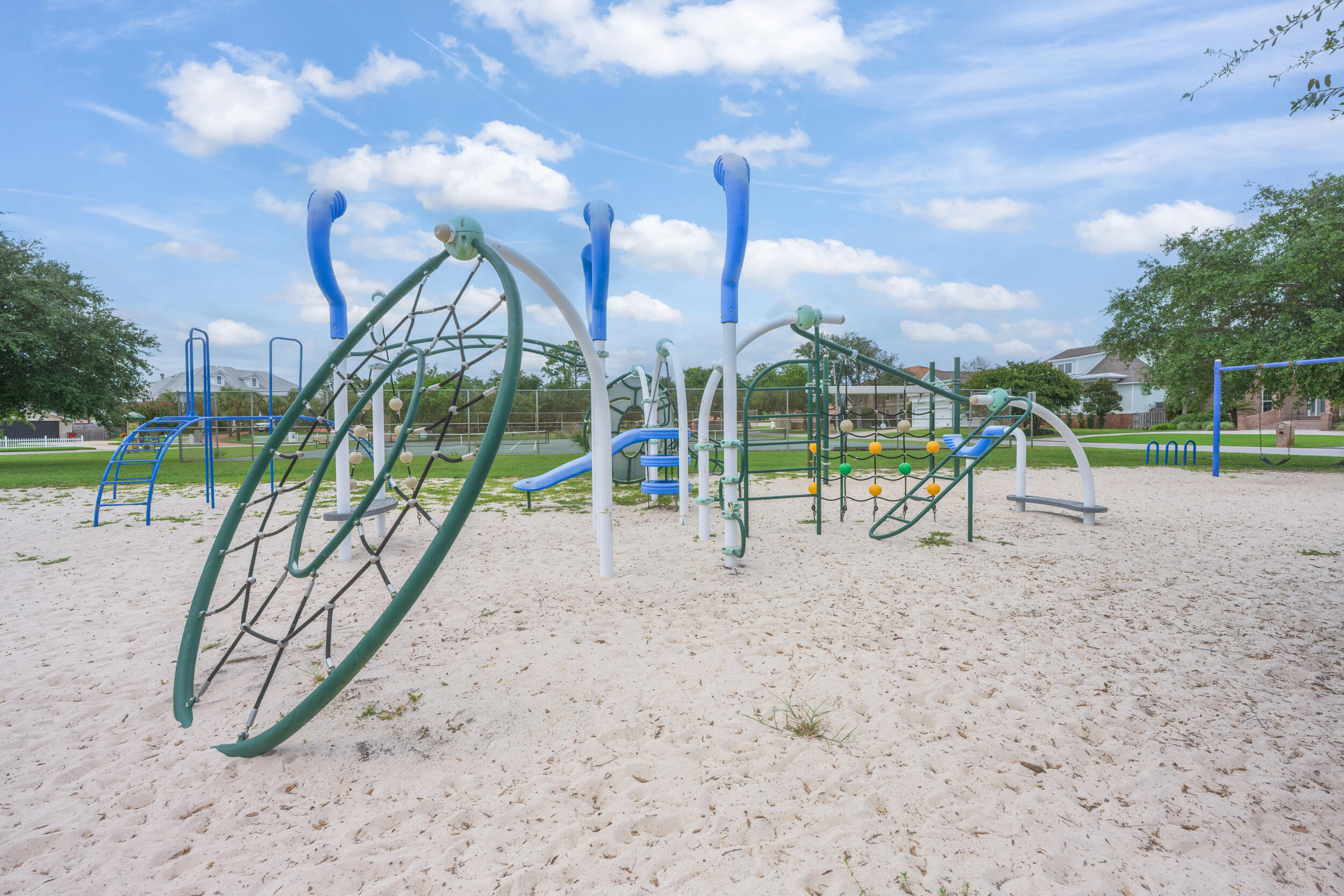 2833 Via Roma Court Gulf Breeze, FL 32563 - Photo 30 of 34 2833 via roma ct-gulf breeze-79