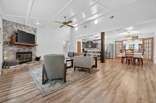 $425,000 | 2833 Via Roma Court, Gulf Breeze, FL 32563