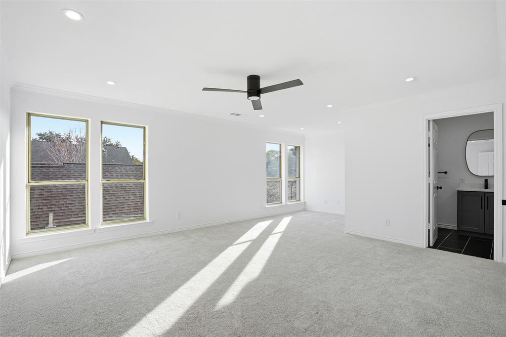 2 Parliament Place Dallas, TX 75225 - Photo 21 of 40