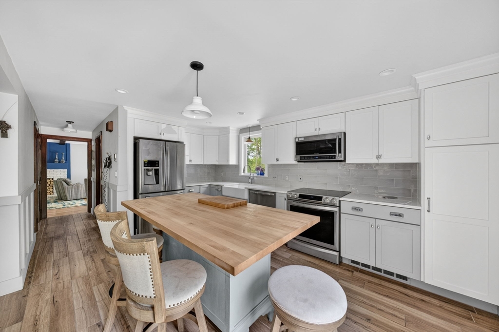 55 Lake Road Canton, MA 02021 - Photo 20 of 42