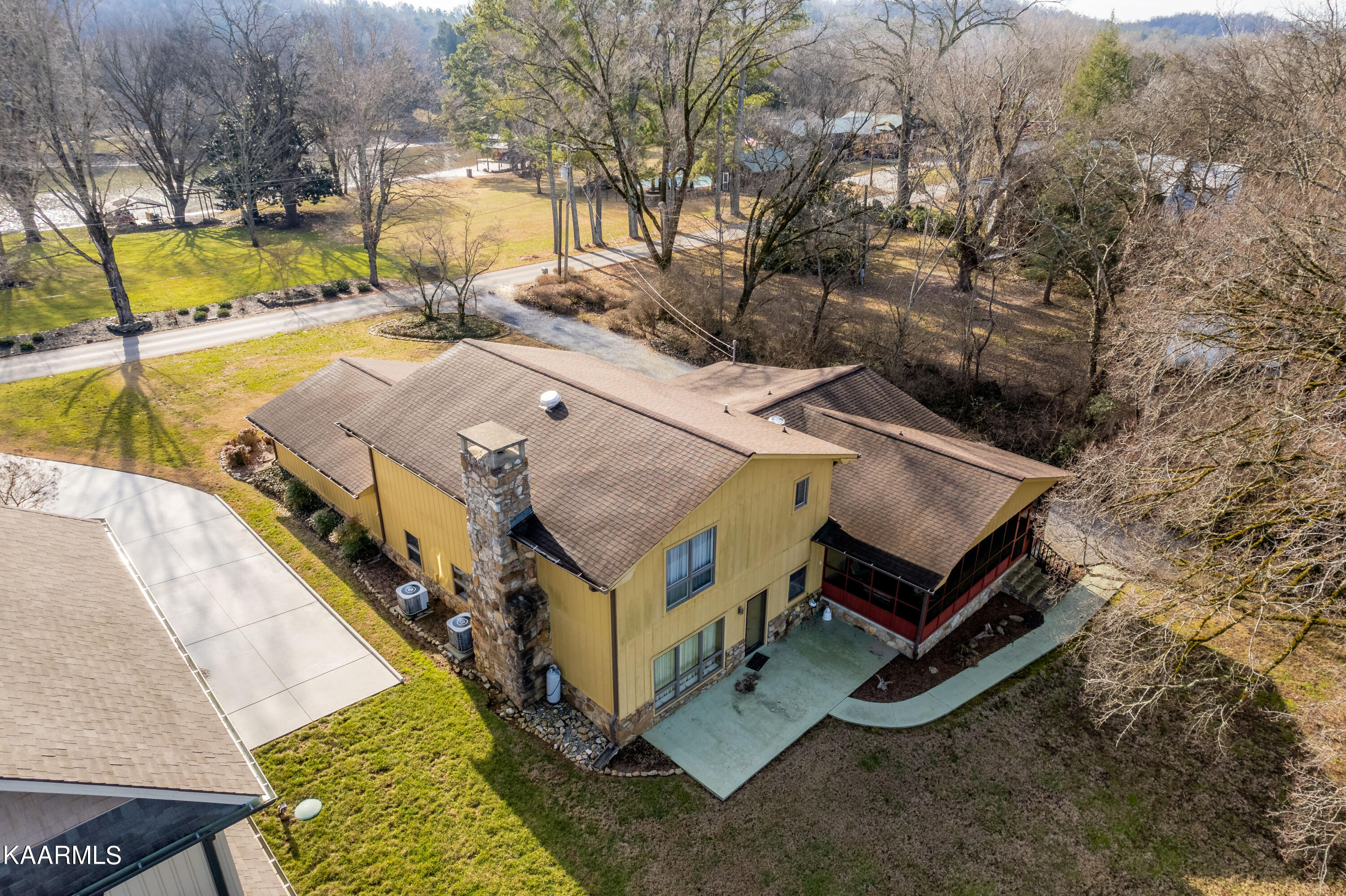 3255 Cox Road Louisville, TN 37777 - Photo 6 of 57 3255Coxrd-13