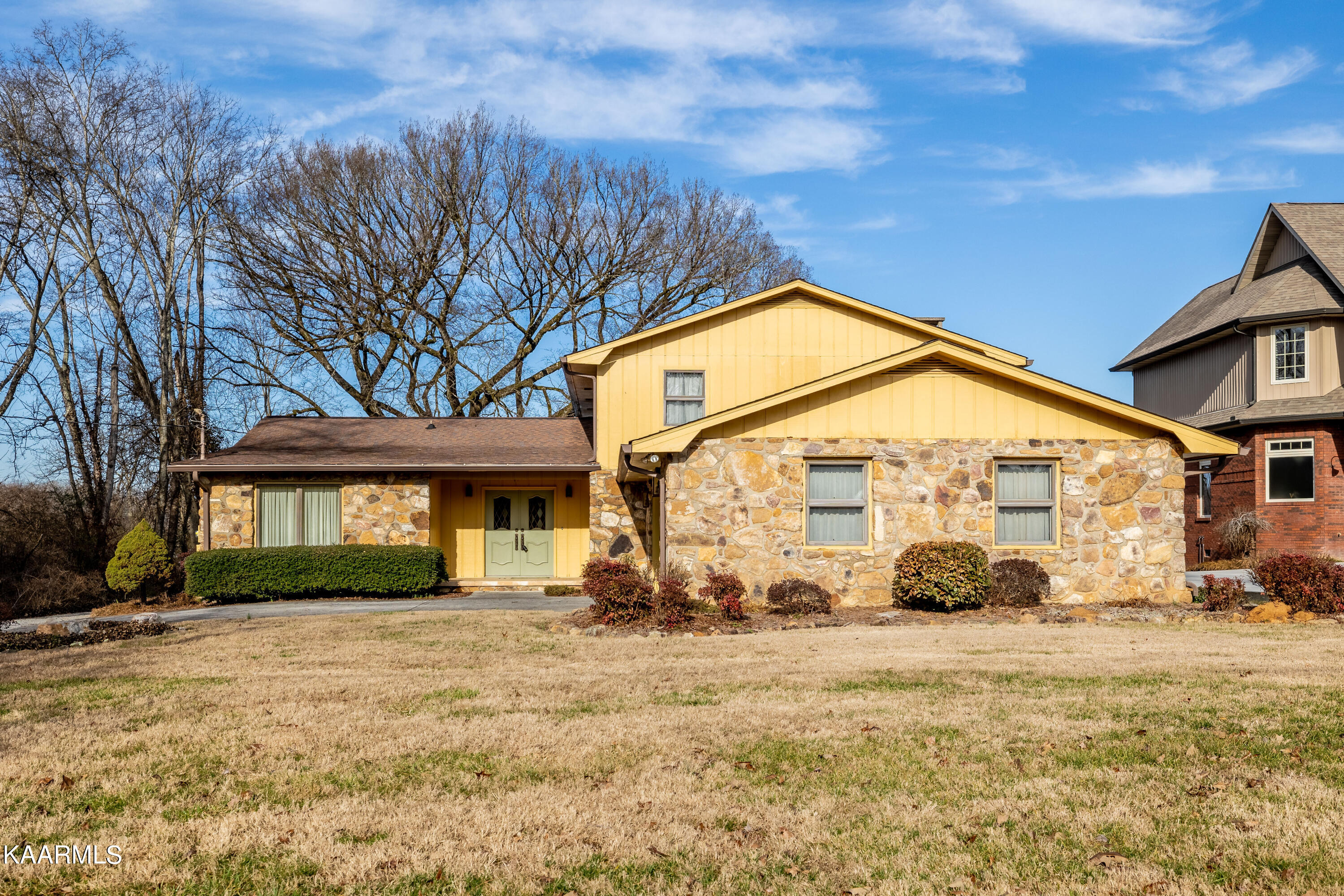 3255 Cox Road Louisville, TN 37777 - Photo 8 of 57 3255Coxrd-29