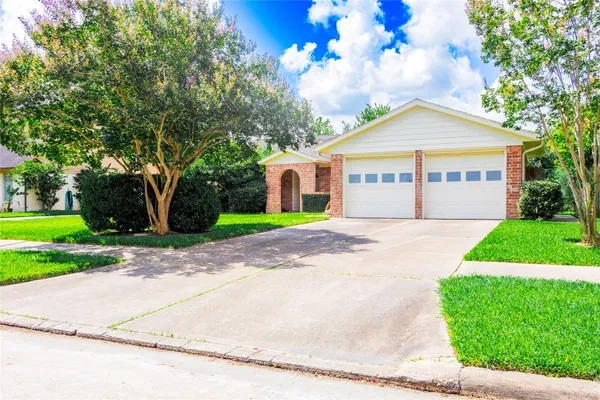 $220,000 | 12231 Meadowdale Drive, Stafford, TX 77477