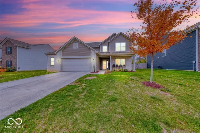 $363,999 | 10119 Caprock Canyon Drive, Indianapolis, IN 46239