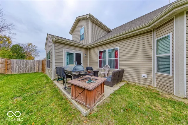$363,999 | 10119 Caprock Canyon Drive, Indianapolis, IN 46239