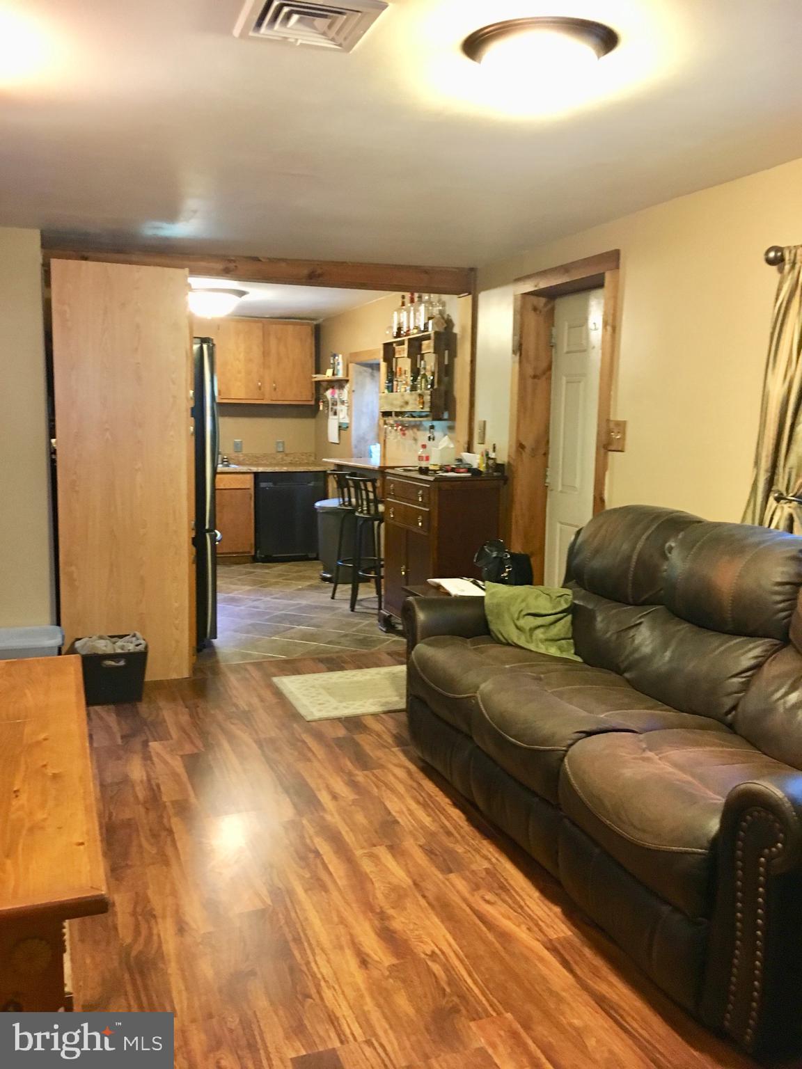150 Groff Road Bechtelsville, PA 19505 - Photo 11 of 21 Main living area