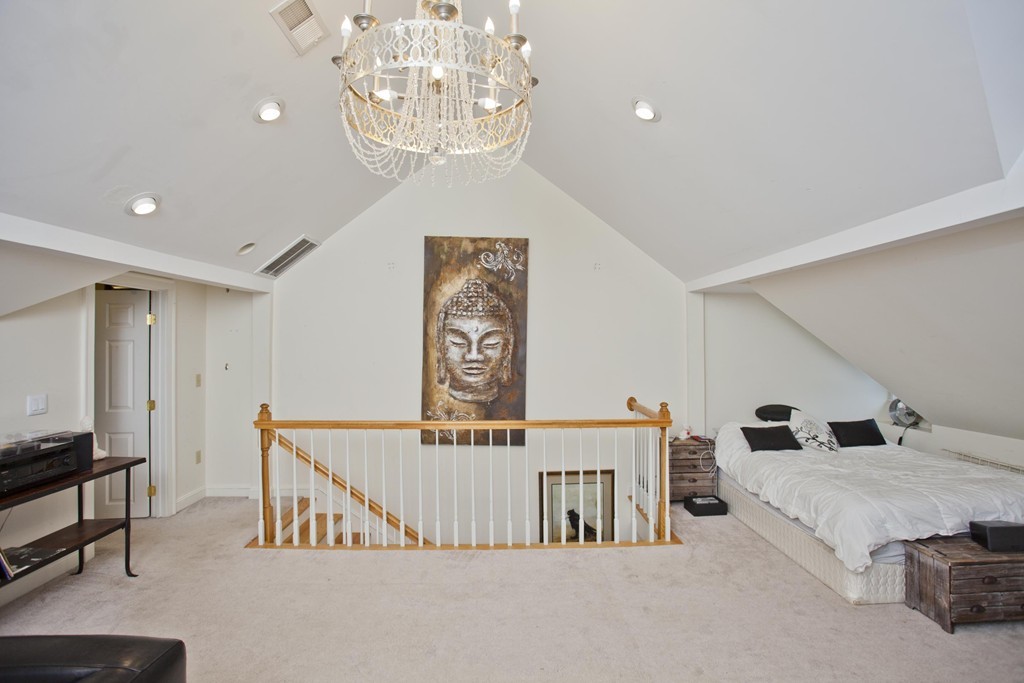 21 Lyman Road, Unit B Northampton, MA 01060 - Photo 16 of 30