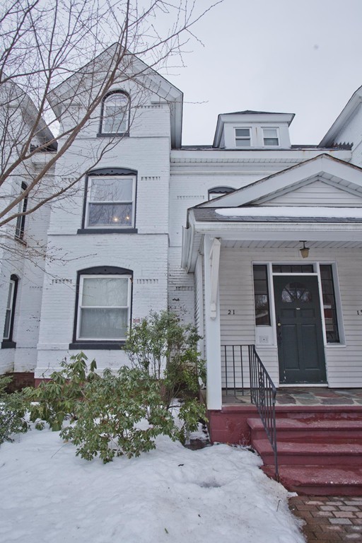 21 Lyman Road, Unit B Northampton, MA 01060 - Photo 2 of 30