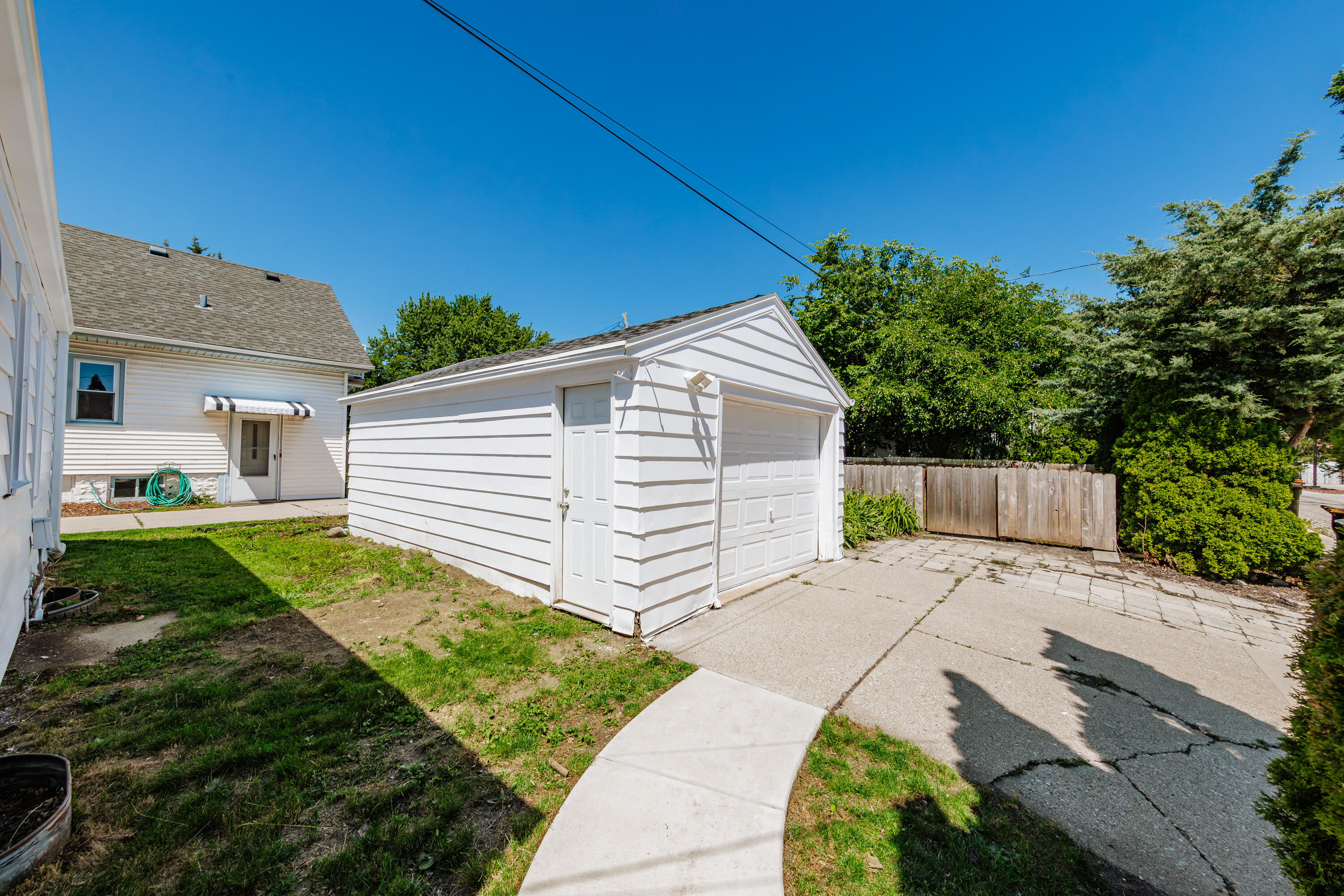 2320 North 68th Street Wauwatosa, WI 53213 - Photo 29 of 51 2320 N. 68th St Exterior-9