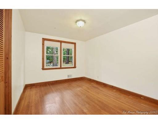 151 Ipswich Road Topsfield, MA 01983 - Photo 14 of 32 Gallery Image 14