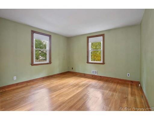 151 Ipswich Road Topsfield, MA 01983 - Photo 15 of 32 Gallery Image 15