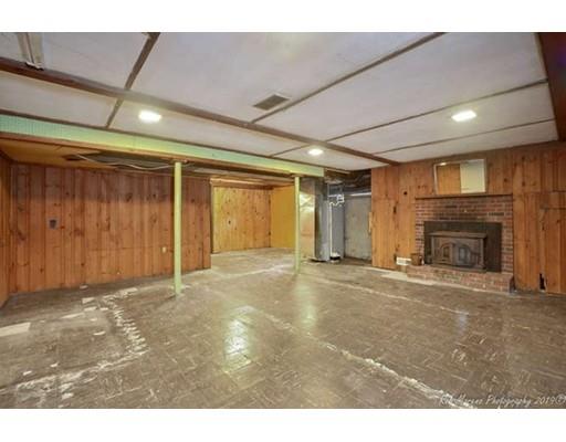 151 Ipswich Road Topsfield, MA 01983 - Photo 17 of 32 Gallery Image 17