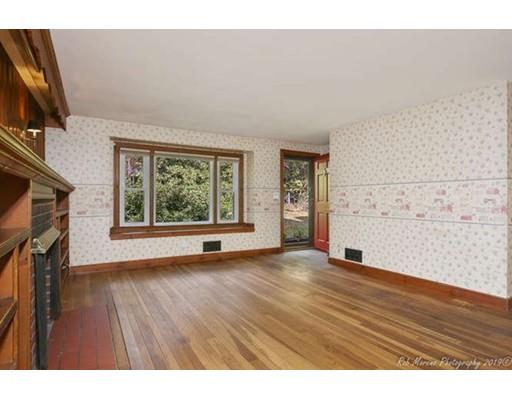 151 Ipswich Road Topsfield, MA 01983 - Photo 6 of 32 Gallery Image 6