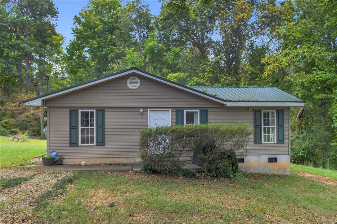 1389 Earls Bridge Road Easley, SC 29640 - Photo 2 of 30