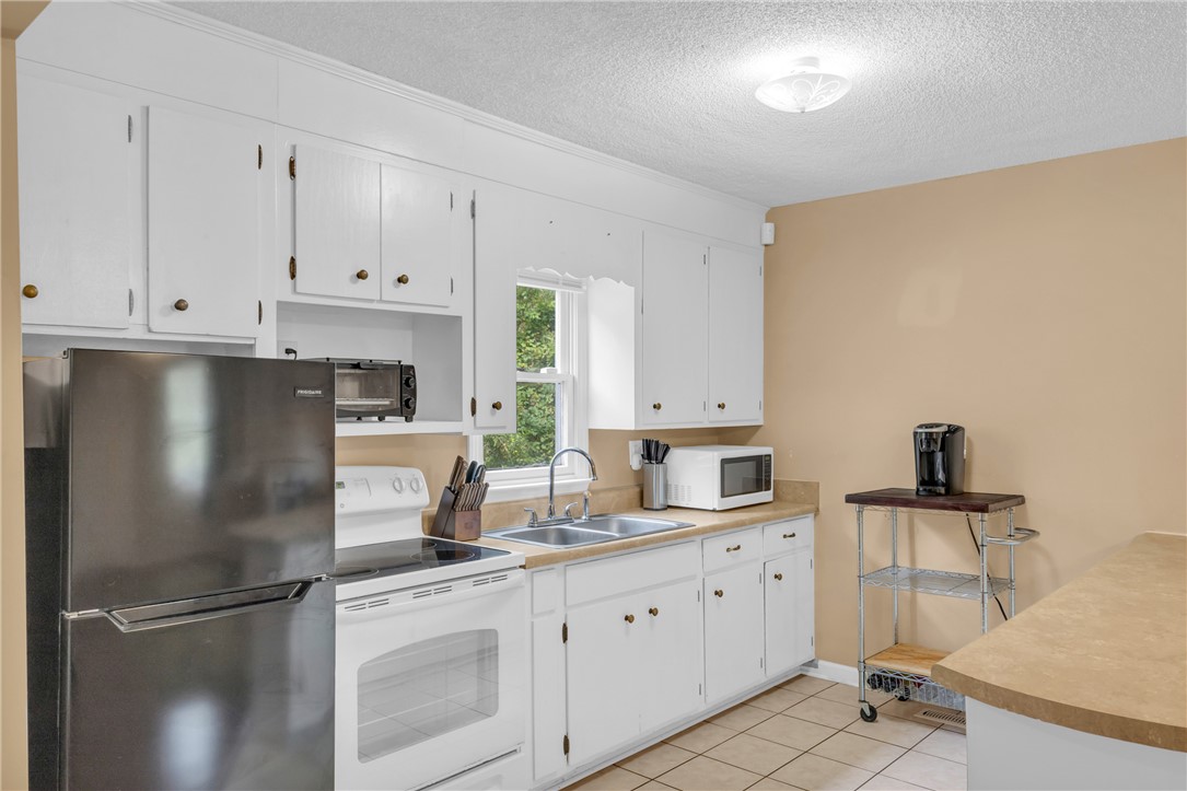 1389 Earls Bridge Road Easley, SC 29640 - Photo 8 of 30