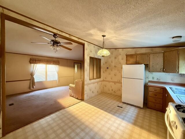 54223 Garrett Road Dowagiac, MI 49047 - Photo 7 of 37 Kitchen