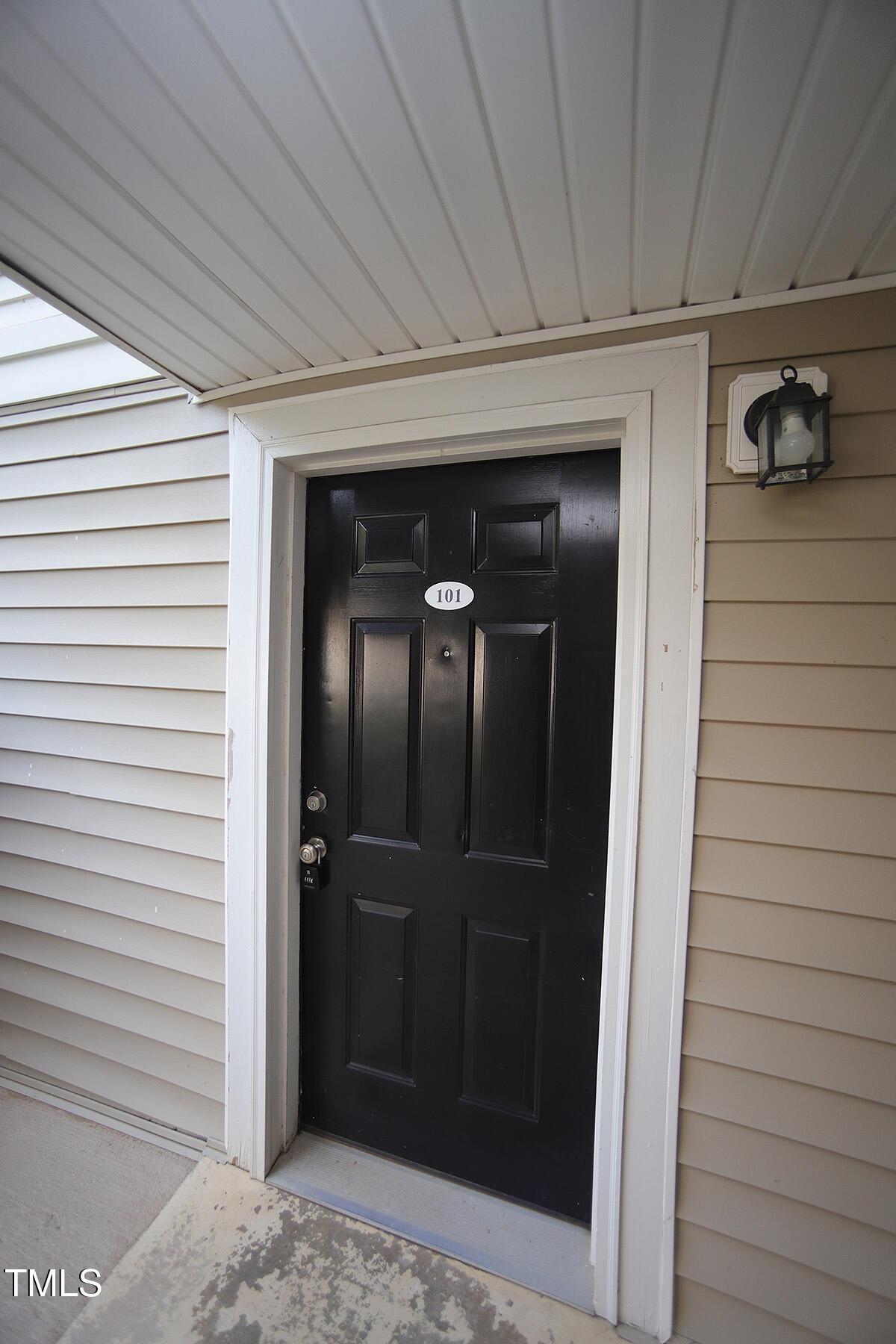 2216 Myron Drive, Unit 101 Raleigh, NC 27607 - Photo 2 of 16 Photo #2