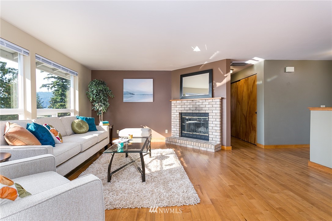 936 Samish Way Bellingham, WA 98229 - Photo 3 of 36 Gallery Image 3