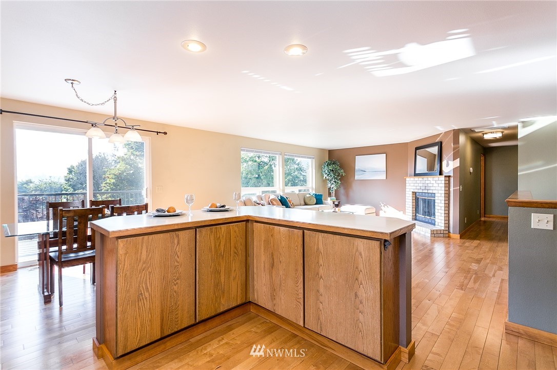 936 Samish Way Bellingham, WA 98229 - Photo 8 of 36 Gallery Image 8