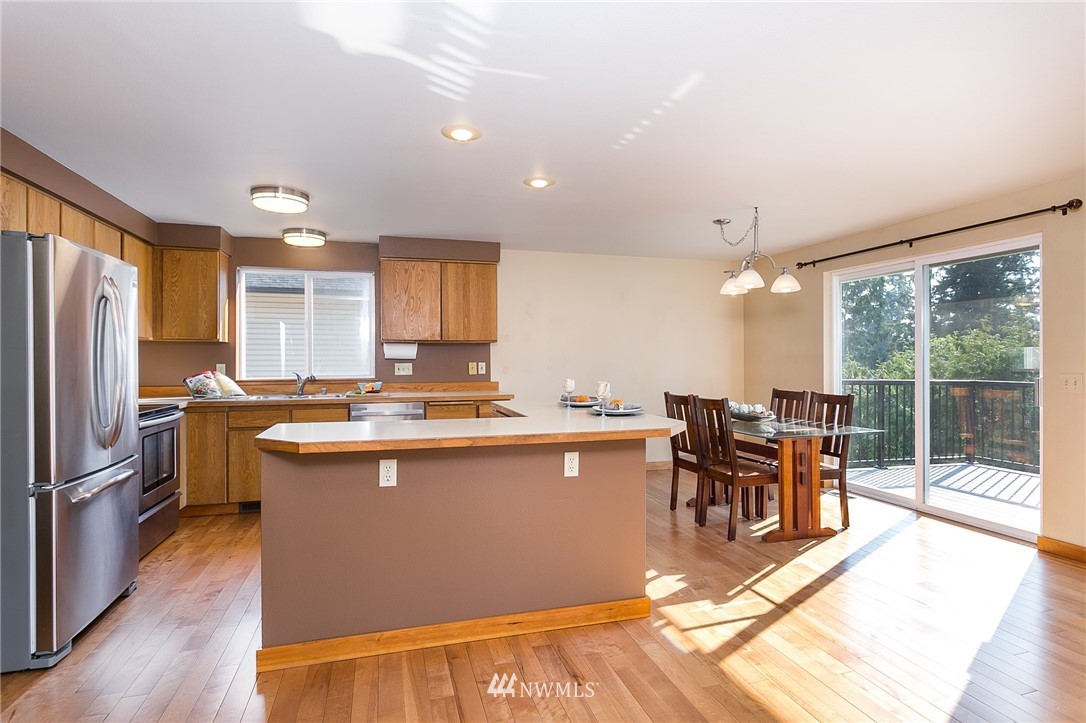936 Samish Way Bellingham, WA 98229 - Photo 9 of 36 Gallery Image 9
