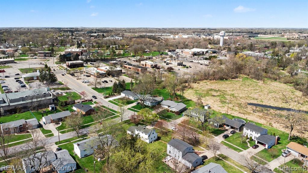 308 Old Bridge Road Grand Blanc, MI 48439 - Photo 29 of 37 Gallery Image 29