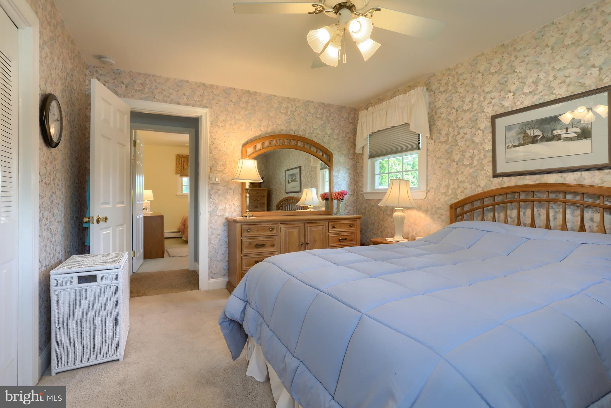 421 Berryhill Road Harrisburg, PA 17109 - Photo 18 of 49