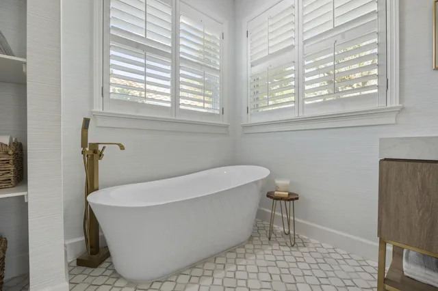 $1,599,000 | 9806 Southeast Landing Place, Tequesta, FL 33469