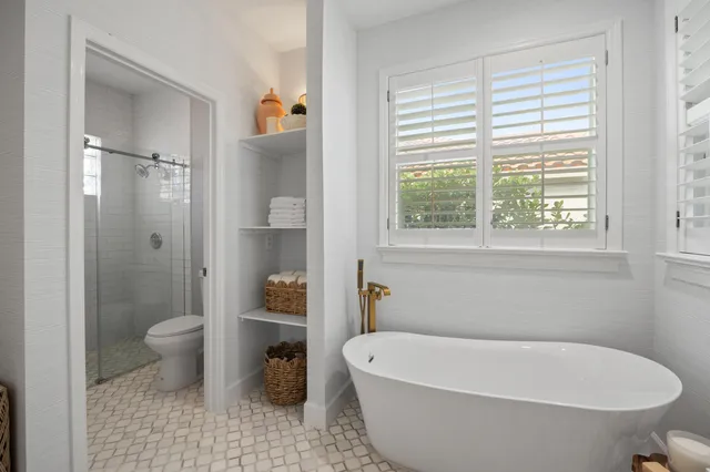 $1,599,000 | 9806 Southeast Landing Place, Tequesta, FL 33469