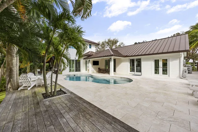 $1,599,000 | 9806 Southeast Landing Place, Tequesta, FL 33469