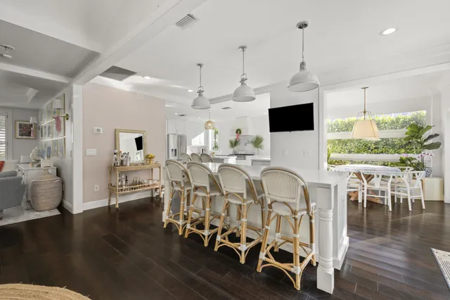 $1,599,000 | 9806 Southeast Landing Place, Tequesta, FL 33469