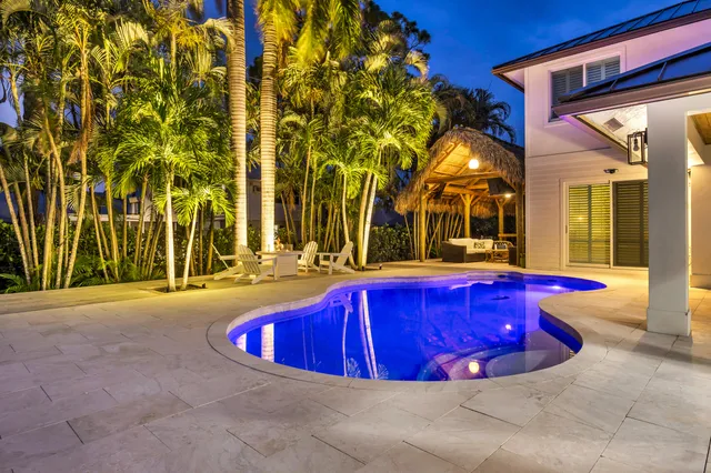 $1,599,000 | 9806 Southeast Landing Place, Tequesta, FL 33469