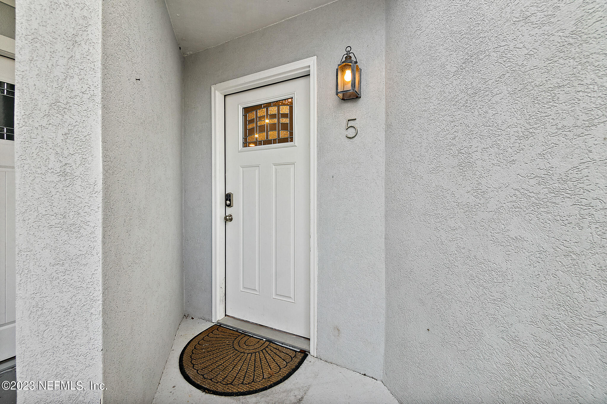 3905 Windjammer Lane St. Augustine, FL 32084 - Photo 4 of 40 a bathroom with a toilet