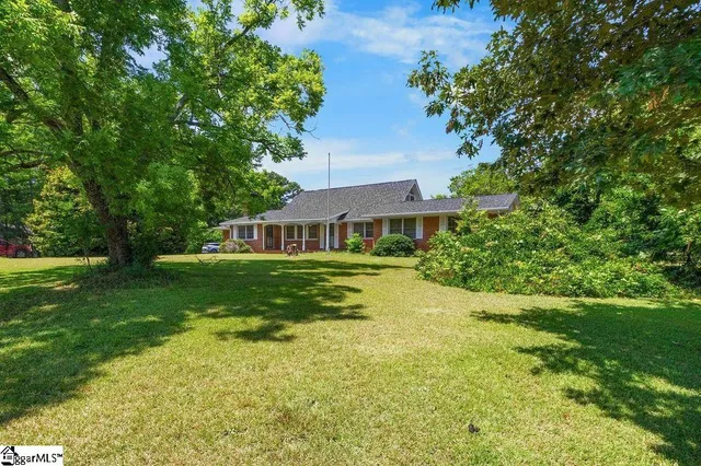 $349,900 | 640 Dial Place, Laurens, SC 29360