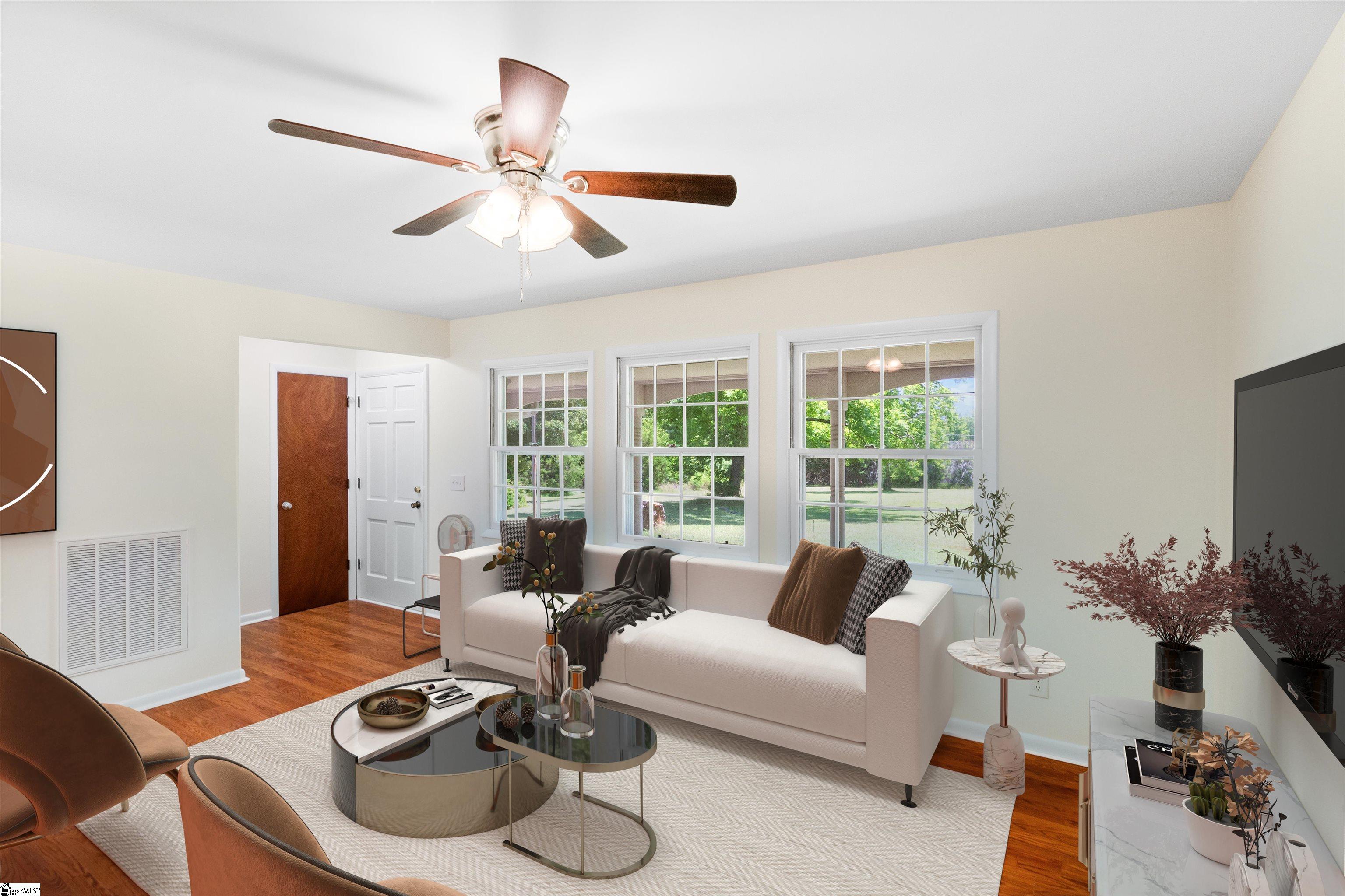 640 Dial Place Laurens, SC 29360 - Photo 2 of 19