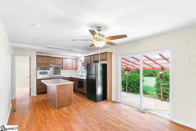 $349,900 | 640 Dial Place, Laurens, SC 29360