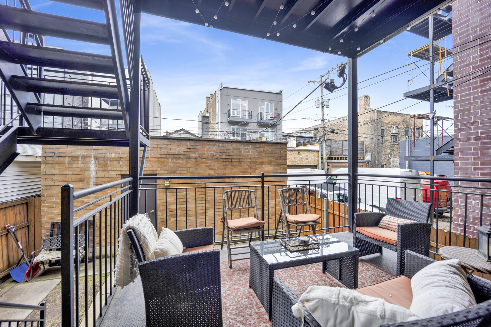 1531 West Fry Street, Unit 1 Chicago, IL 60642 - Photo 12 of 25