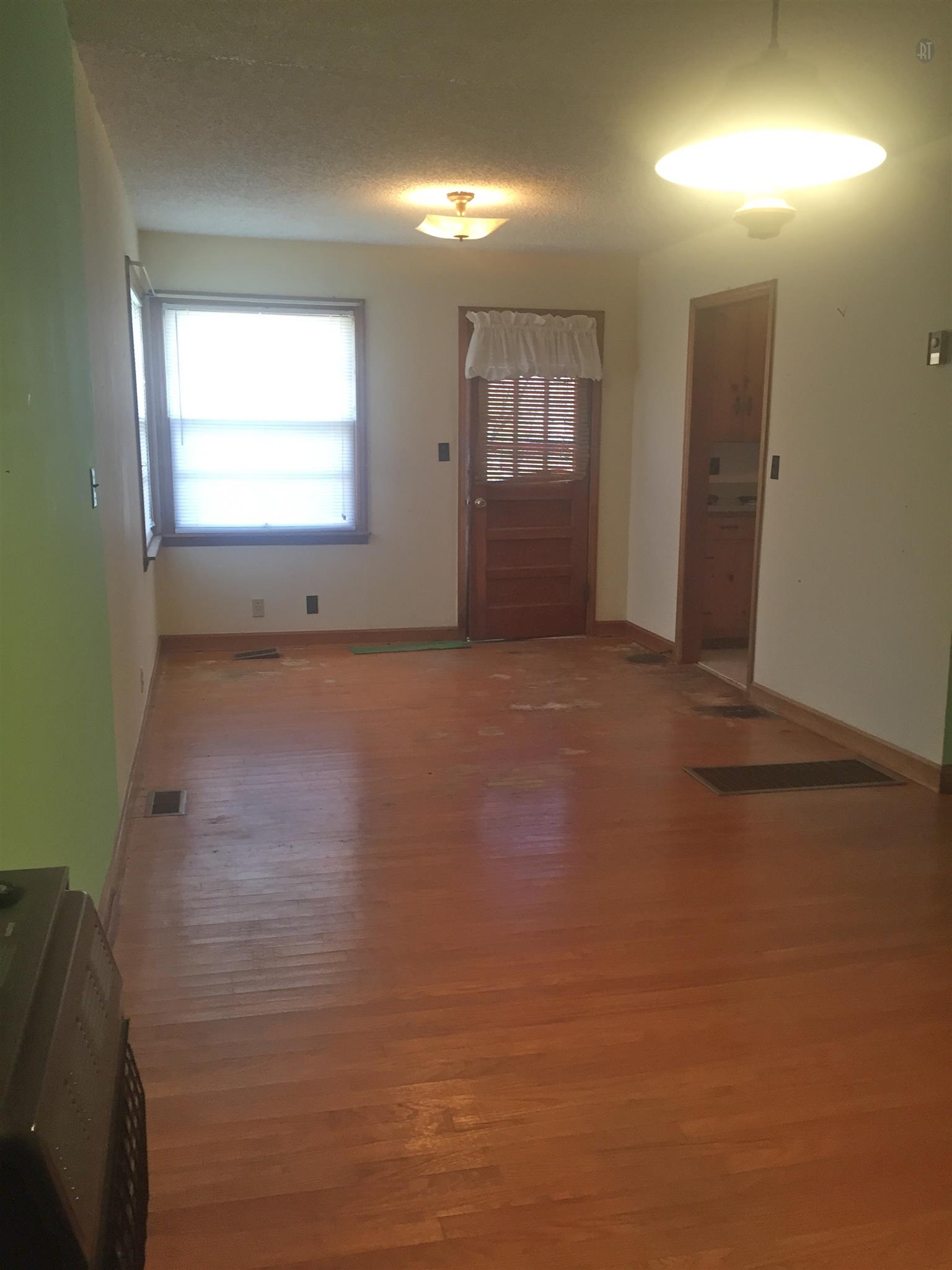 359 Portland Road White House, TN 37188 - Photo 4 of 12 Gallery Image 4