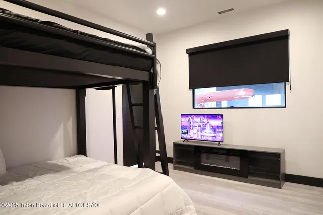 $5,500,000 | 868 Diamandis Drive, Alpine, WY 83128