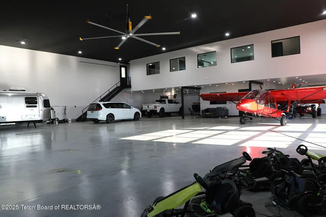 $5,500,000 | 868 Diamandis Drive, Alpine, WY 83128